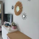 ゲストハウス La Porta Dell' Eden スポトルノ