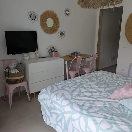 La Porta Dell' Eden Guest house *