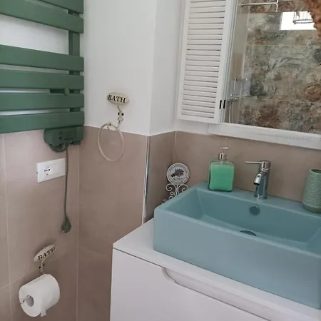 Πανσιόν La Porta Dell' Eden Spotorno