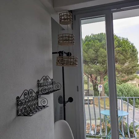 La Porta Dell' Eden Pensjonat 3*